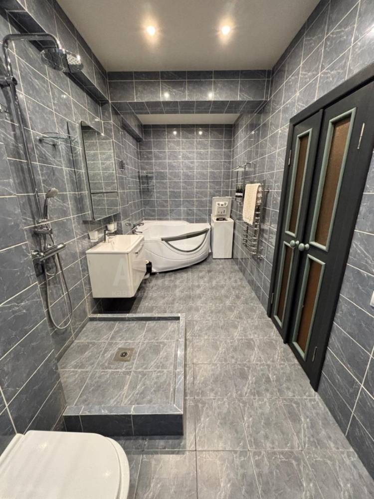 7aececd4-2d4a-4025-8016-9b8fe3a46035