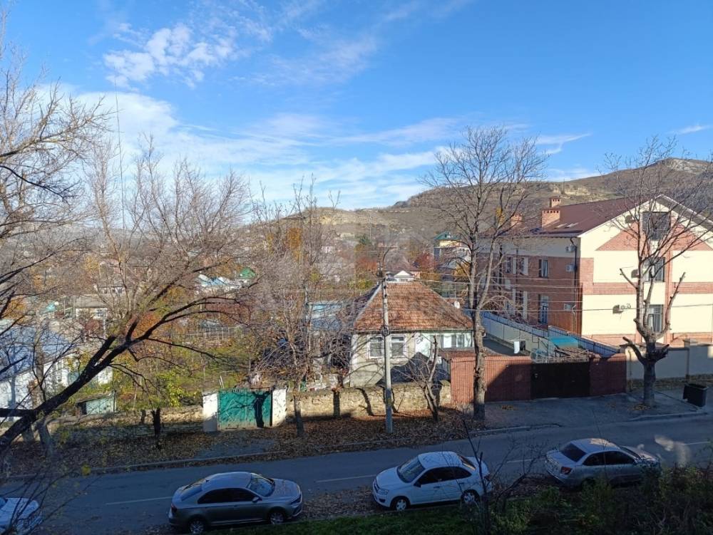 f7b1280c-54cb-47fc-8ce9-64af46efda28