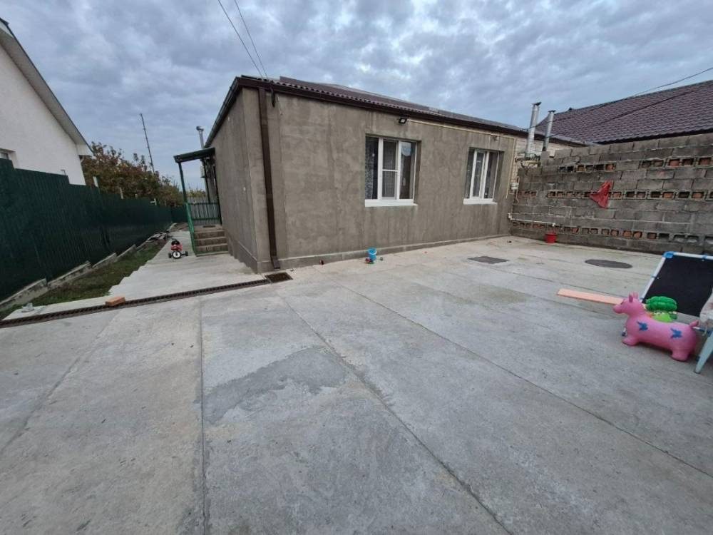 photo_5472301644281674528_y