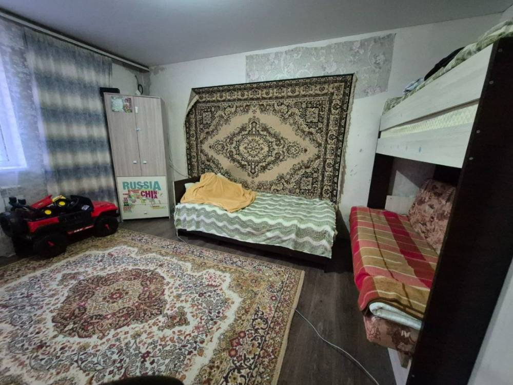 photo_5472163728586833038_y