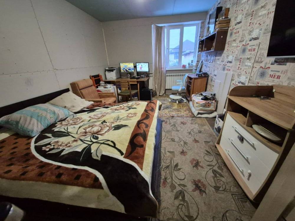 photo_5472163728586833048_y