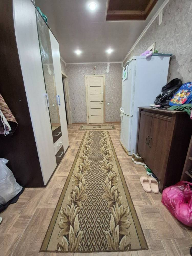 photo_5472163728586833049_y