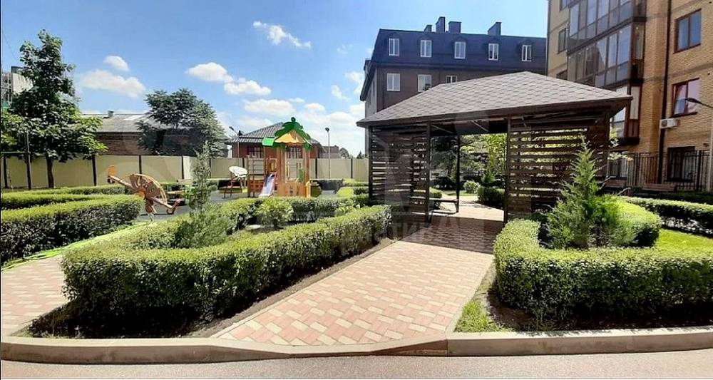 813a282d-d654-4005-a793-e3154231b42f