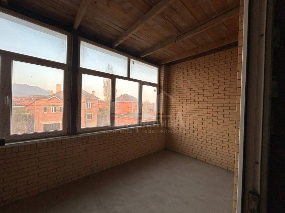 whatsapp image 2025-11-09 at 21.31.30