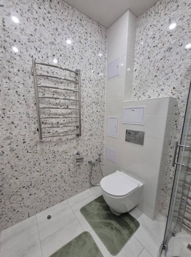 photo_5240361839659519843_y