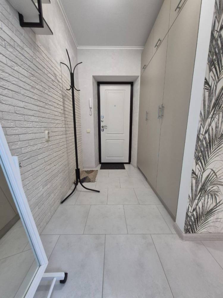 photo_5240361839659519839_y