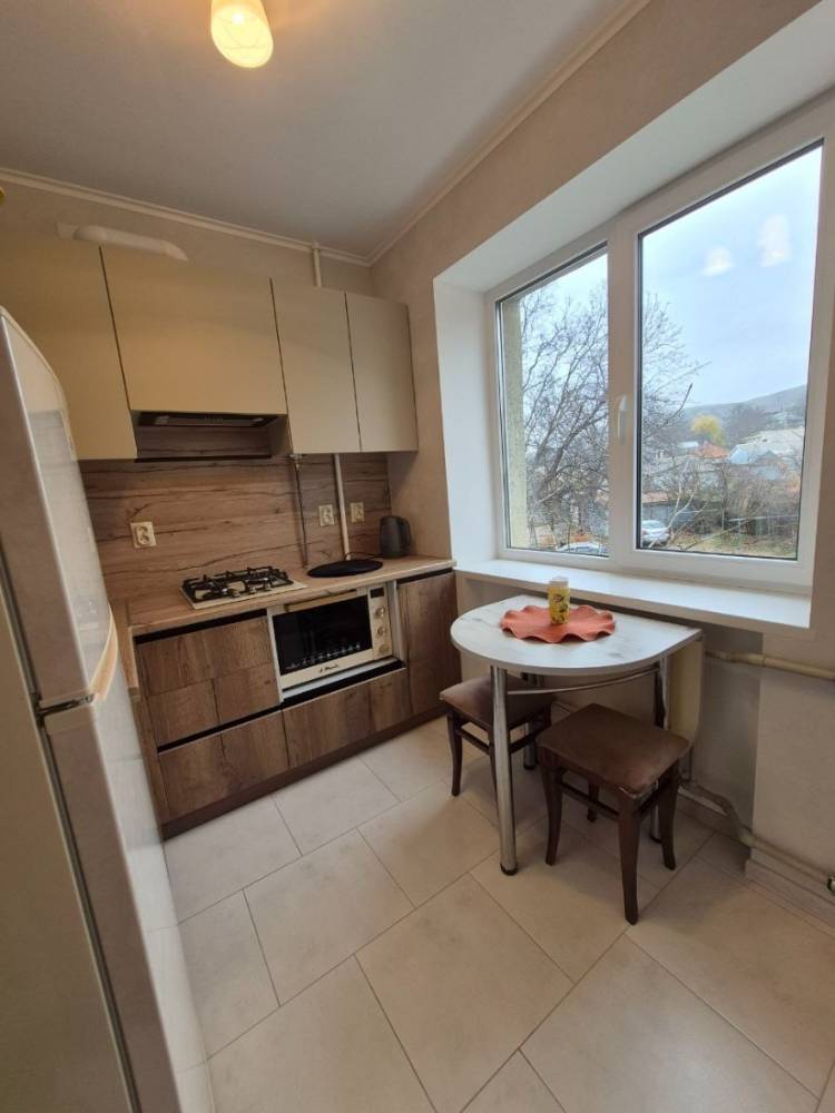 photo_5240361839659519834_y