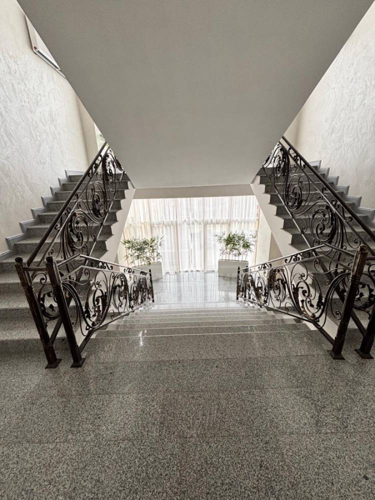 c4c86e5d-1394-40b8-9f43-6fa858d8d54d