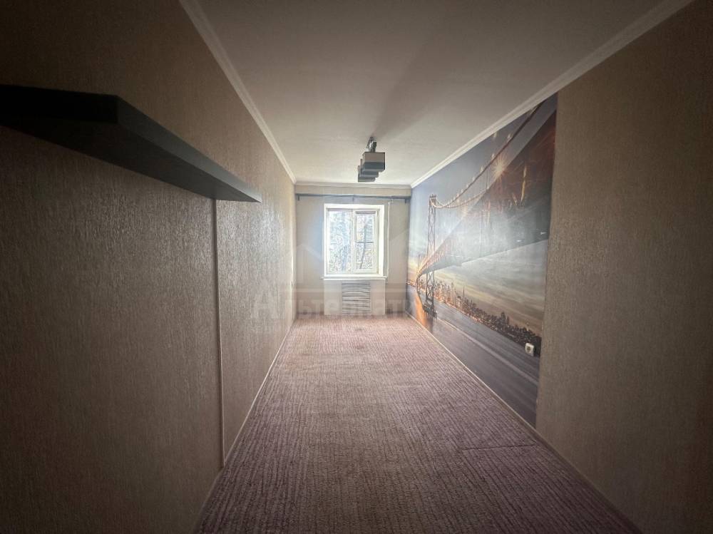 f7293de0-2e86-49a8-8d76-8379bd24416a