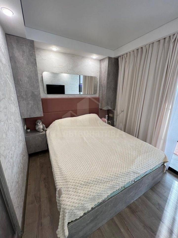 bbec928c-bb44-46d3-b184-a4da8ee00974