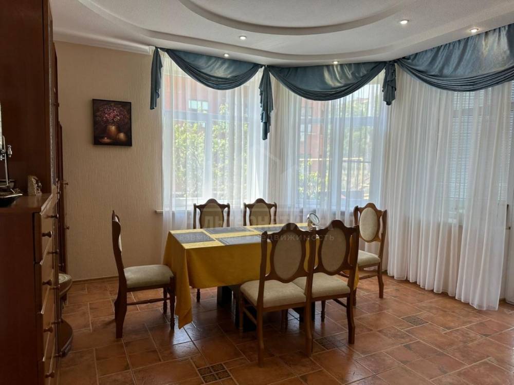 whatsapp image 2025-11-19 at 17.10.01