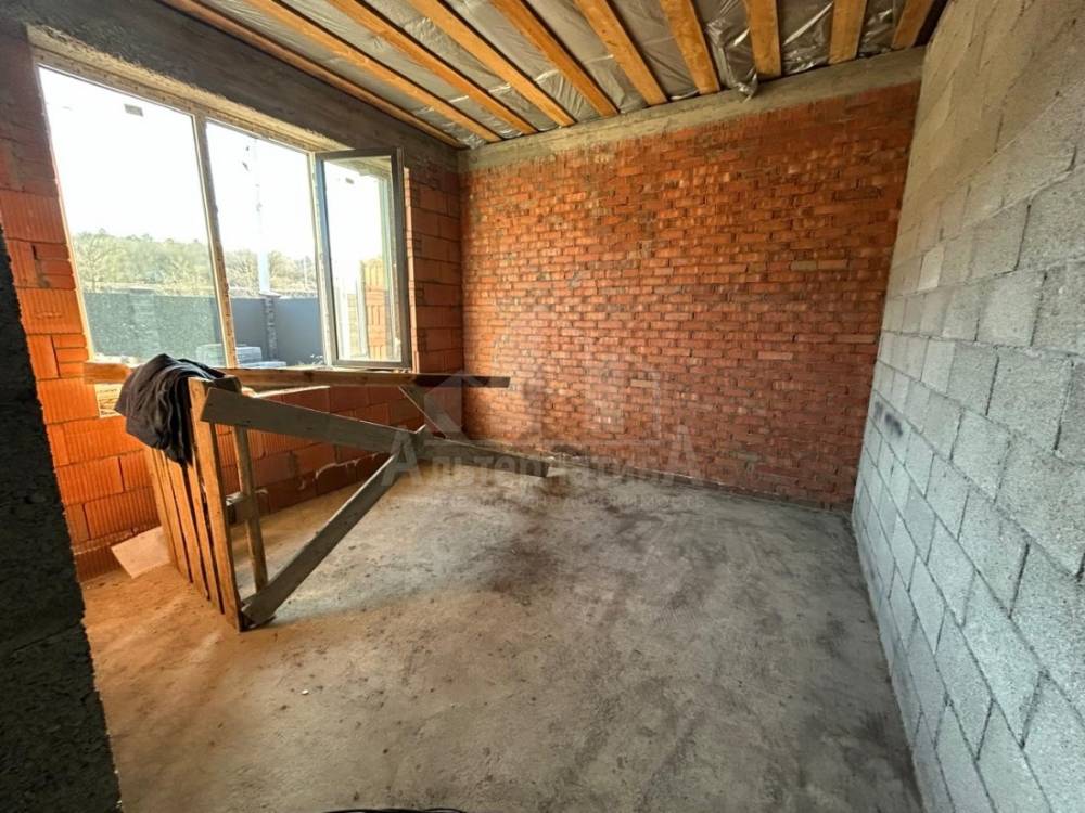 whatsapp image 2025-11-23 at 19.46.22