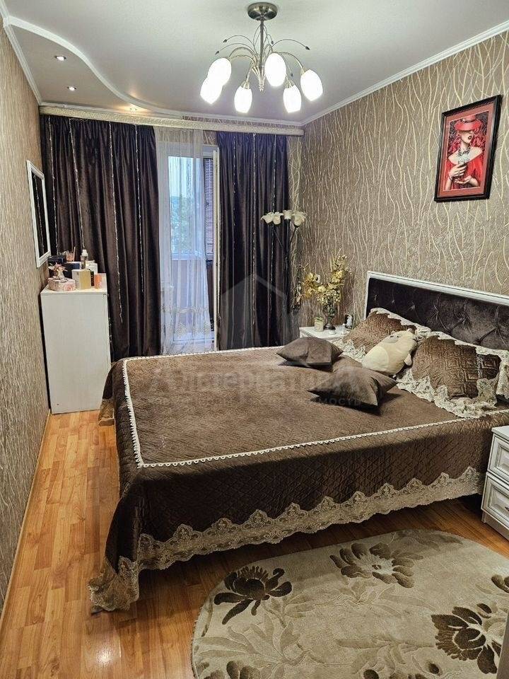 5e9c9d1c-f7e5-44c9-8246-c42ffa81ffe4