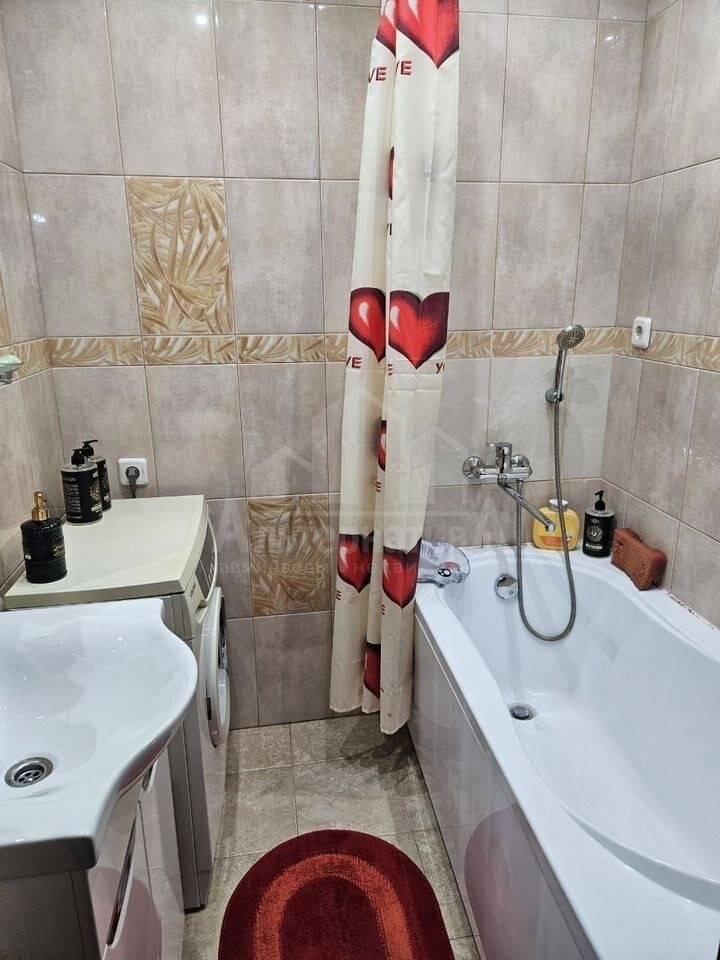 9813c3c3-ad84-43ec-88b3-bf4ca8560ece