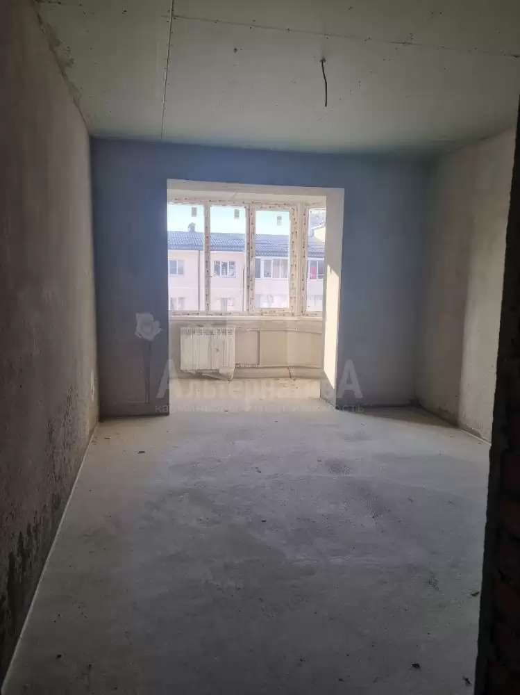 1000156898
