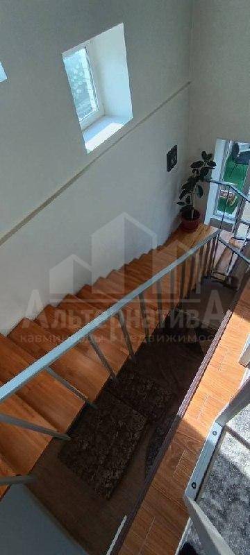 photo_5271783854756793919_x