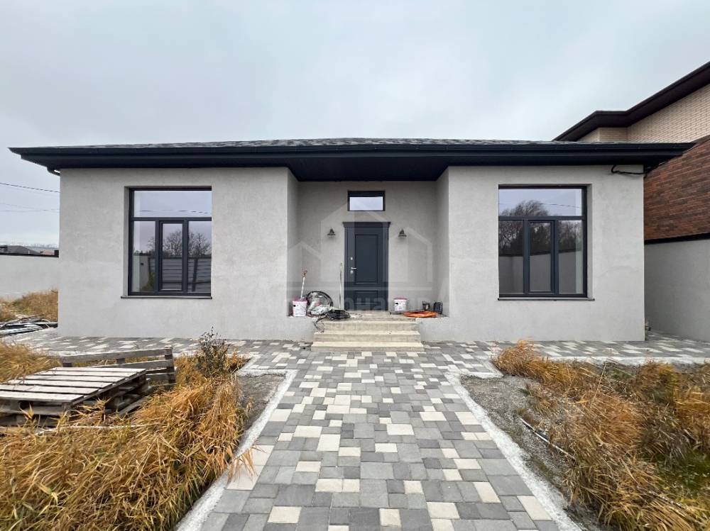 Ставропольский край, Пятигорск, Новопятигорск, 70 лет Победы ул.; Дом 156м² на участке 5 сот. 1 эт.