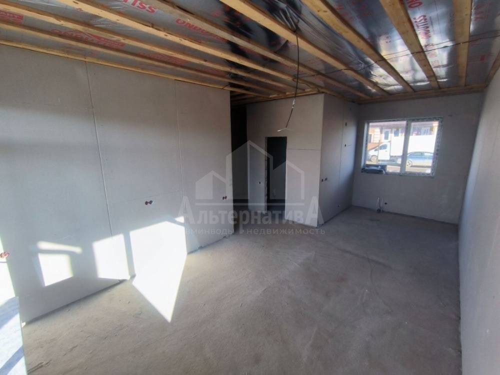 photo_5293992675377877566_y