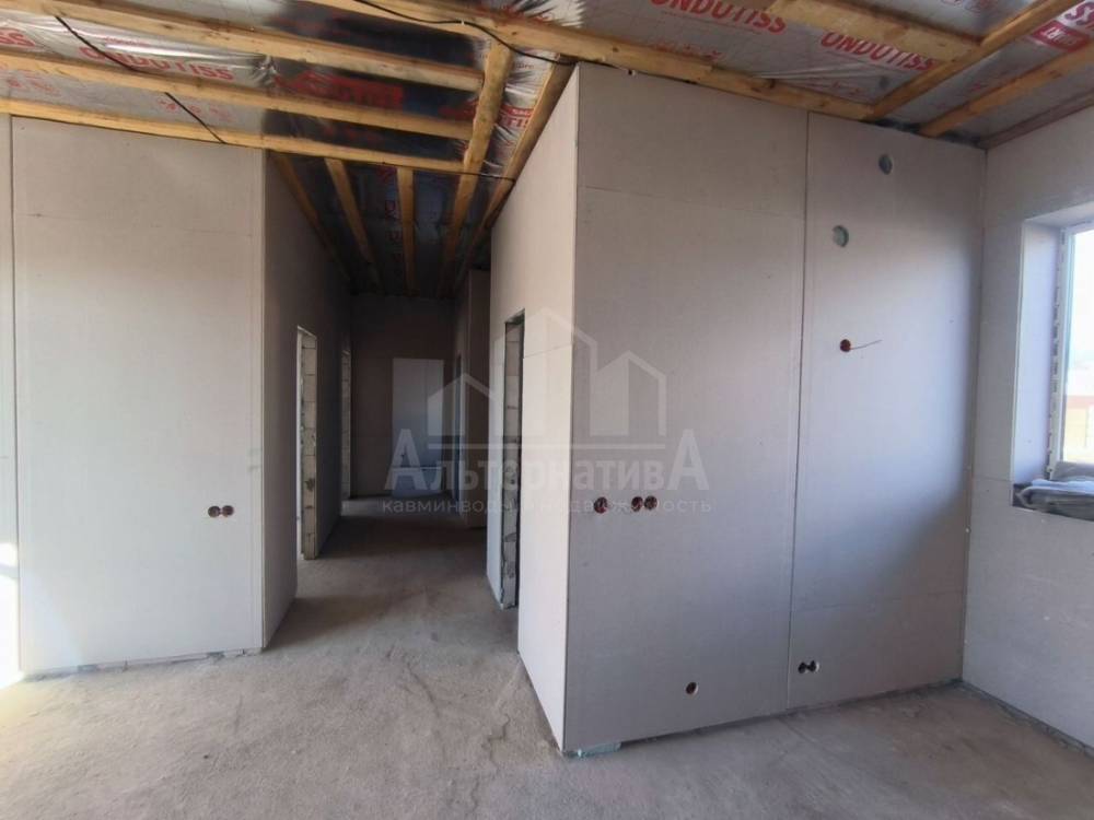 photo_5293992675377877567_y