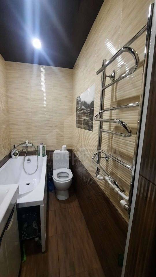 photo_5301045157706796915_y