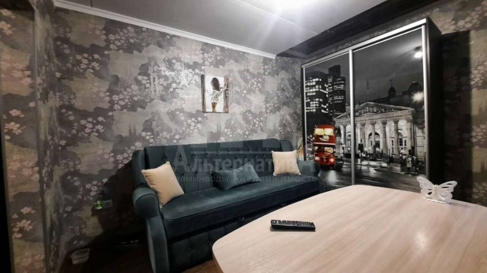 photo_5301045157706796919_y