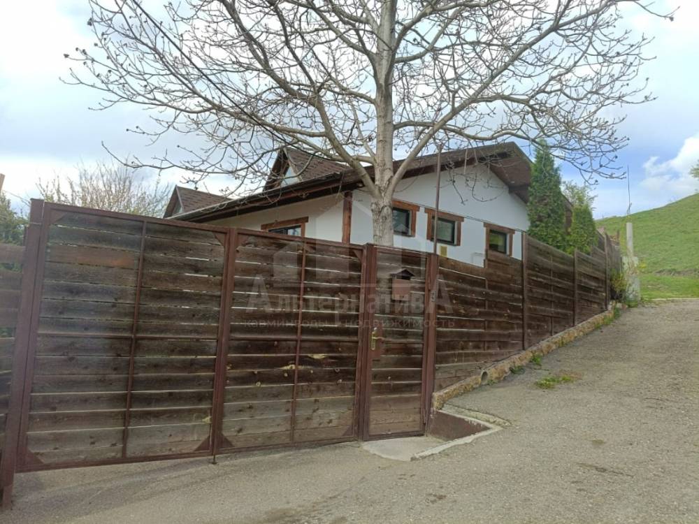 774ee90b-40f9-4b6b-ad4c-4c1d70fb73e8