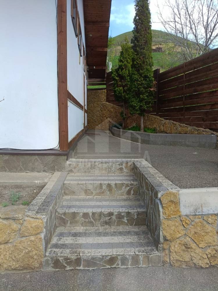 55979cf6-36d2-493d-9ae0-b26d4b367762