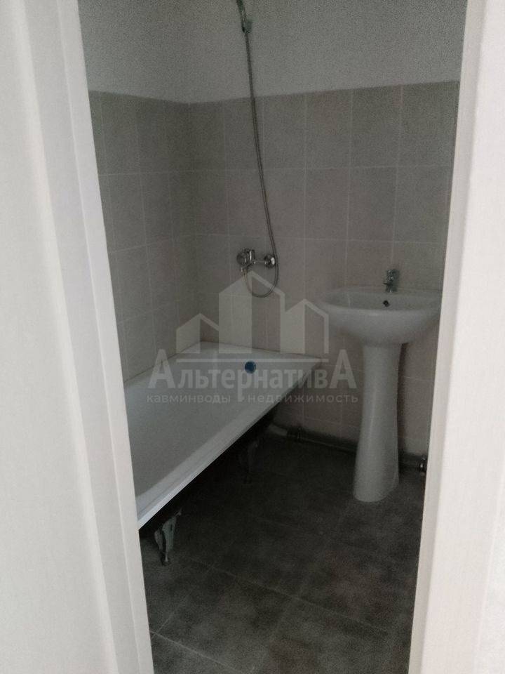 667d9efa-449b-4f6e-baaf-1f533db8a64f