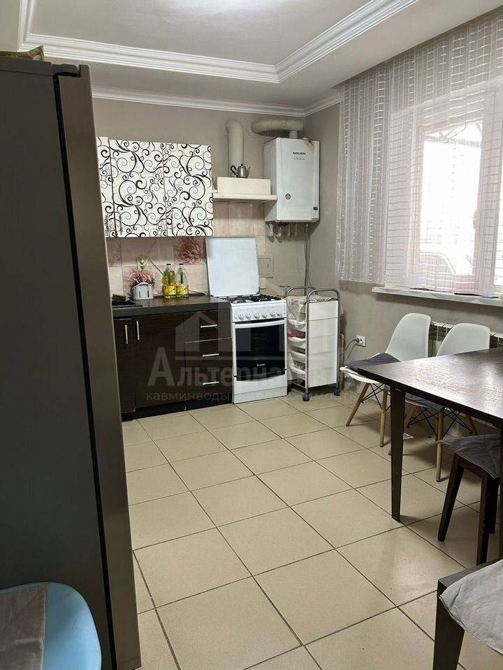 photo_5348567111112451040_y