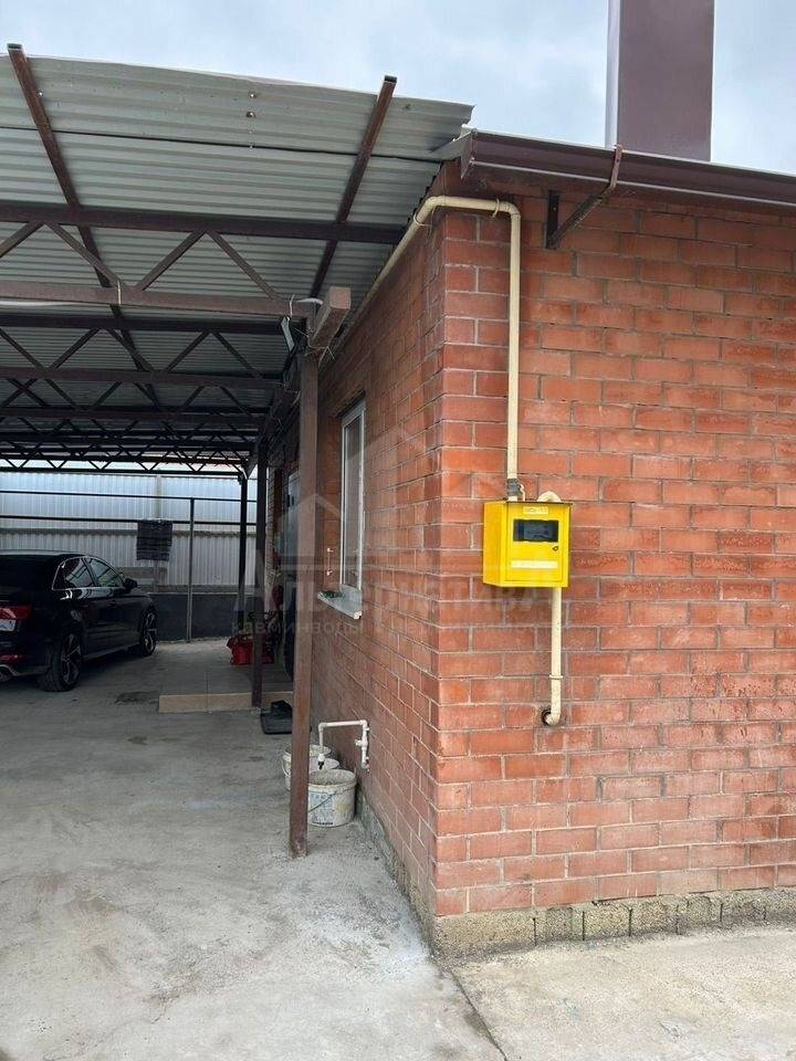 photo_5348567111112451050_y