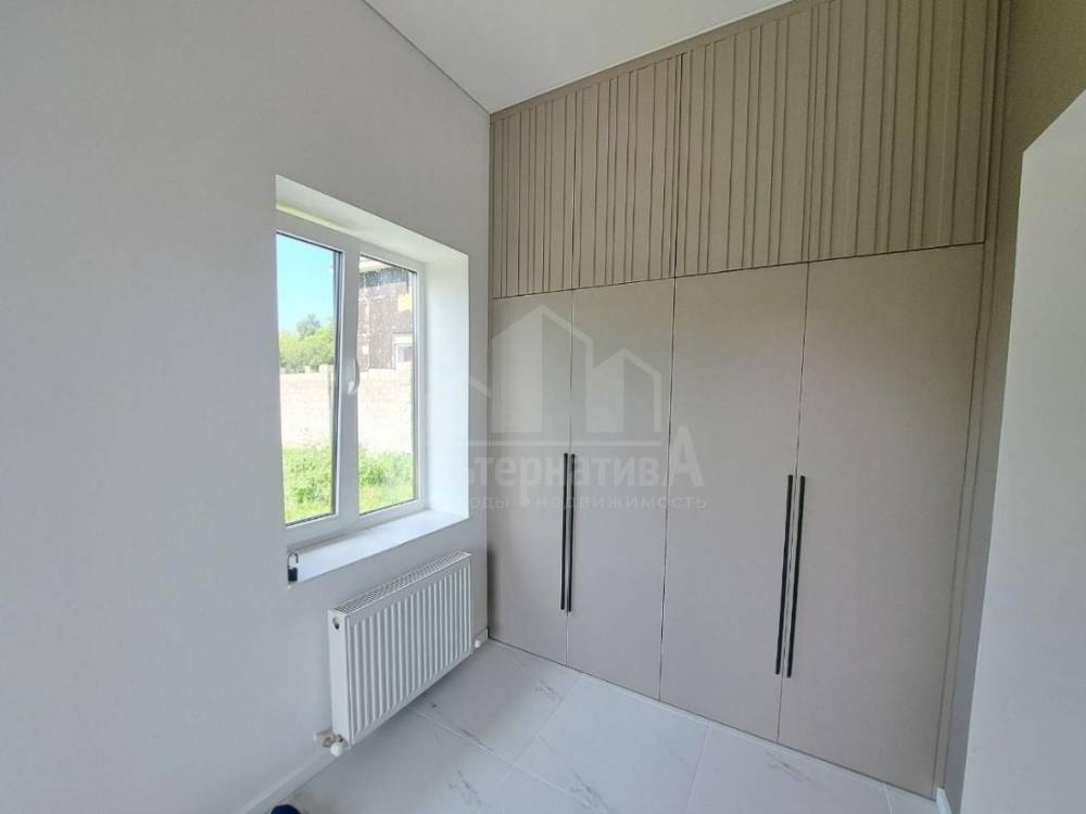 photo_5310159383251586336_y