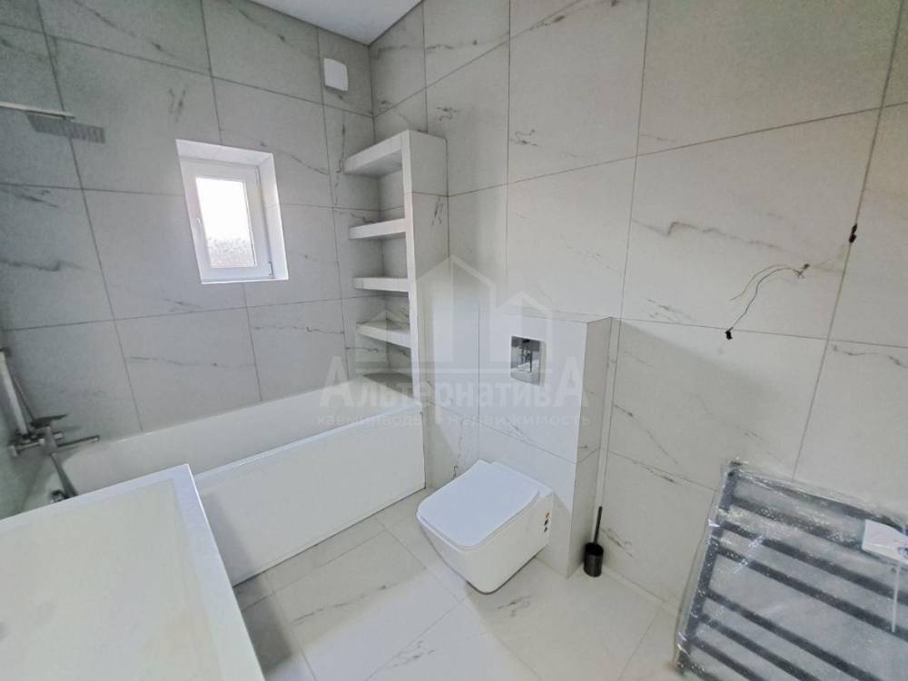 photo_5310159383251586347_y