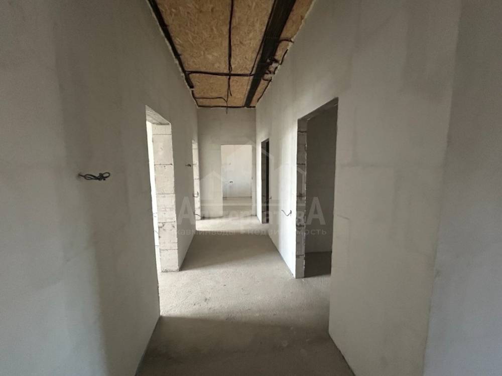 photo_5339502793091387255_y