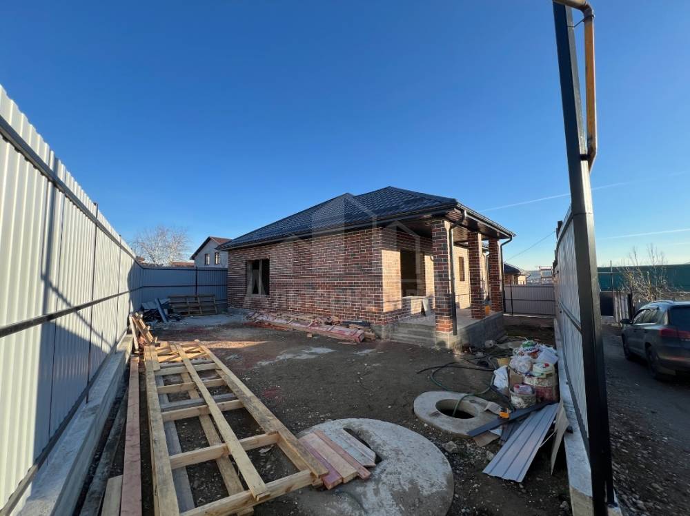 Ставропольский край, Пятигорск, ст. Константиновская, с/т Отдых; Дом 133м² на участке 3 сот. 1 эт.