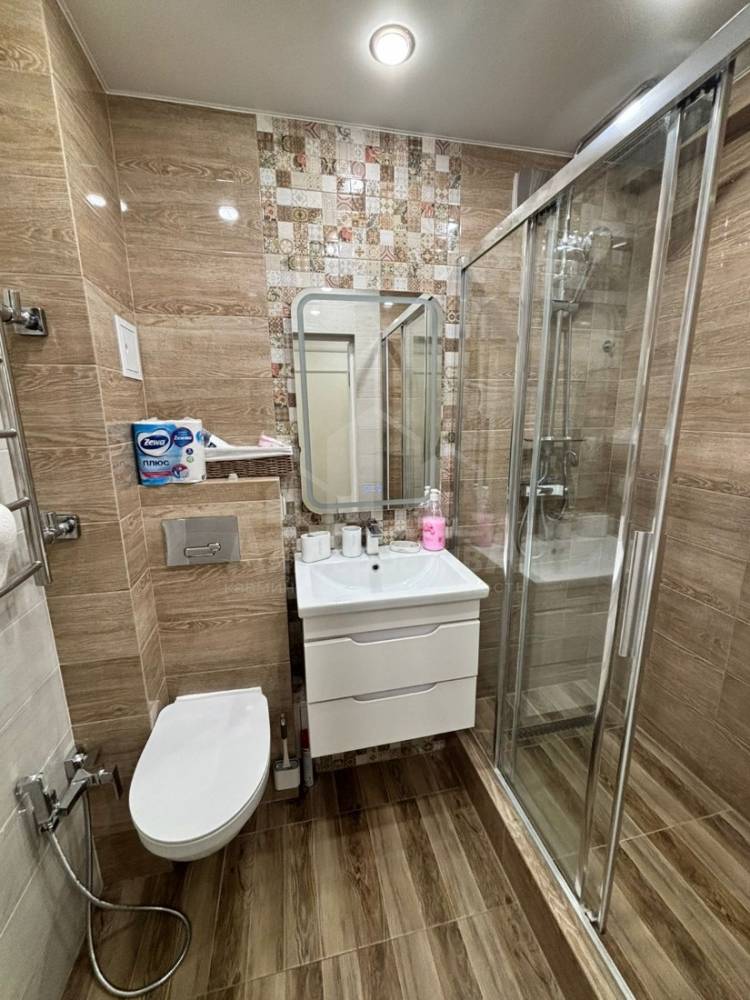 12f7cd58-210b-4bb3-9a62-0d16266cb692