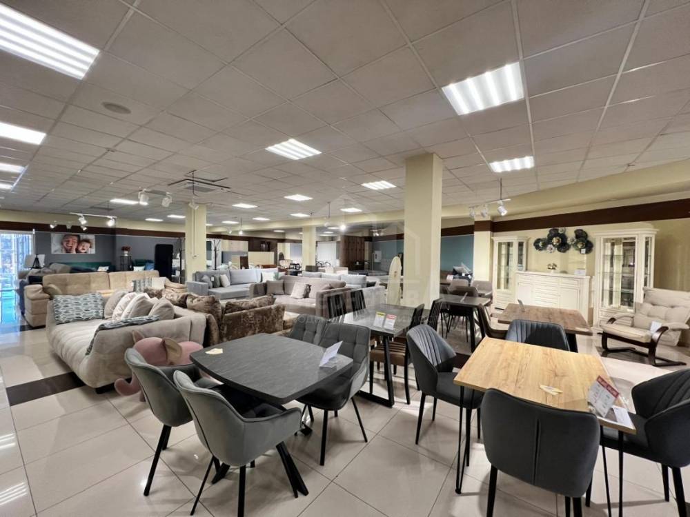 e156c34a-e691-48e6-b09f-0434f64cb500