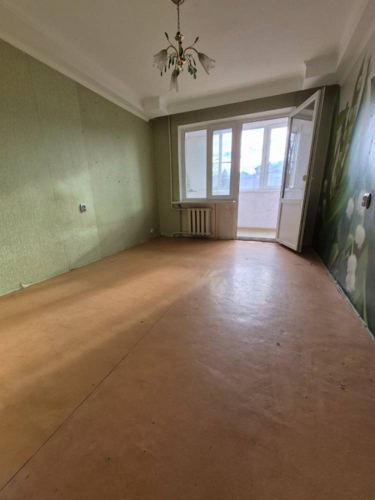 photo_5409259959695904551_y