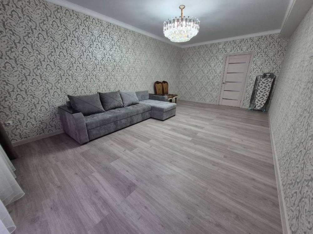 photo_5344031900529527591_y