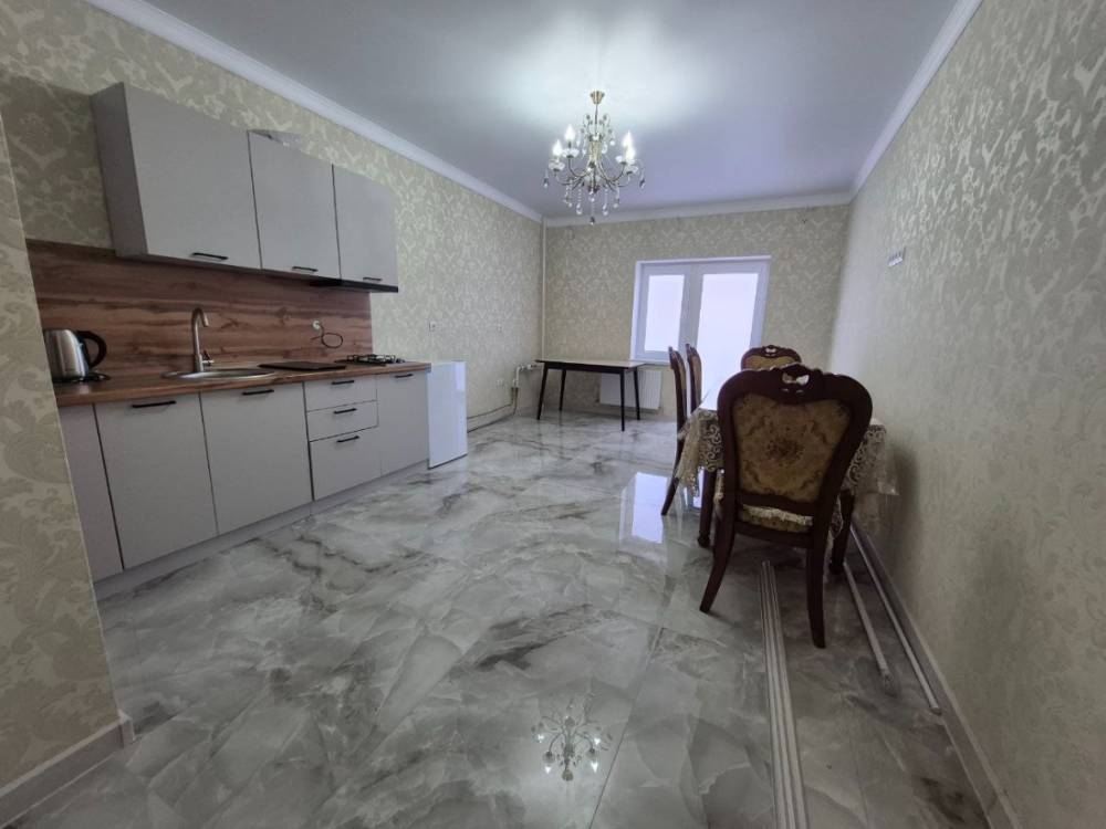 photo_5344031900529527584_y