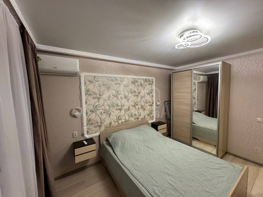 175fe79d-85a3-40a5-9537-04a76aab1cb8