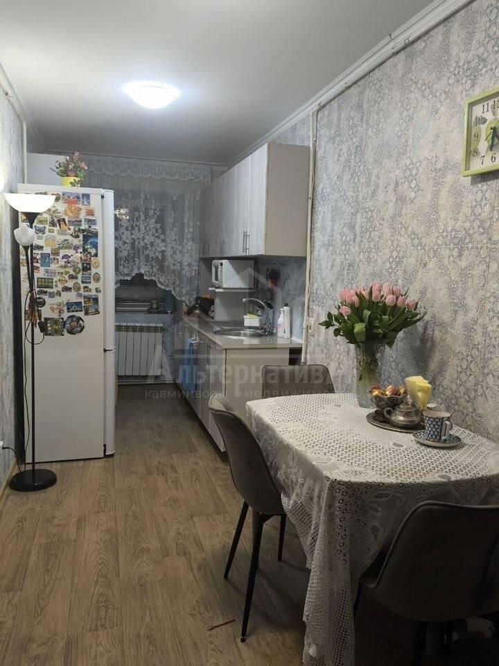 photo_5346135528266468938_y