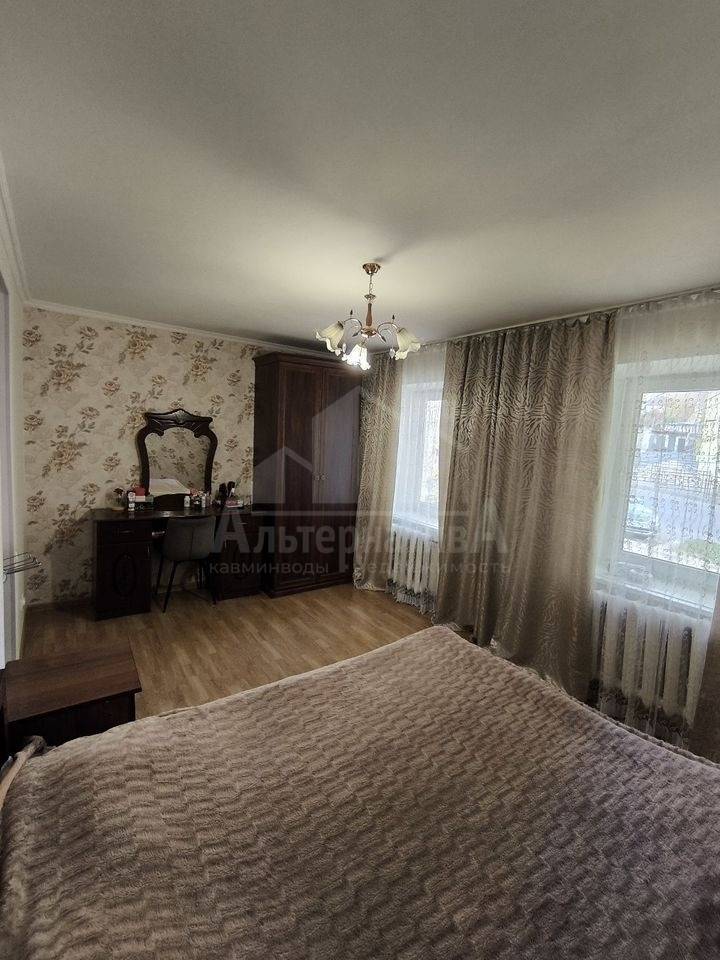 photo_5346135528266468945_y