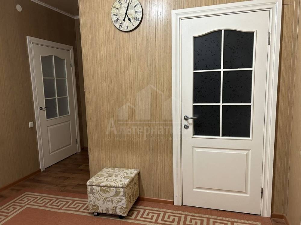 photo_5208548351174367536_y