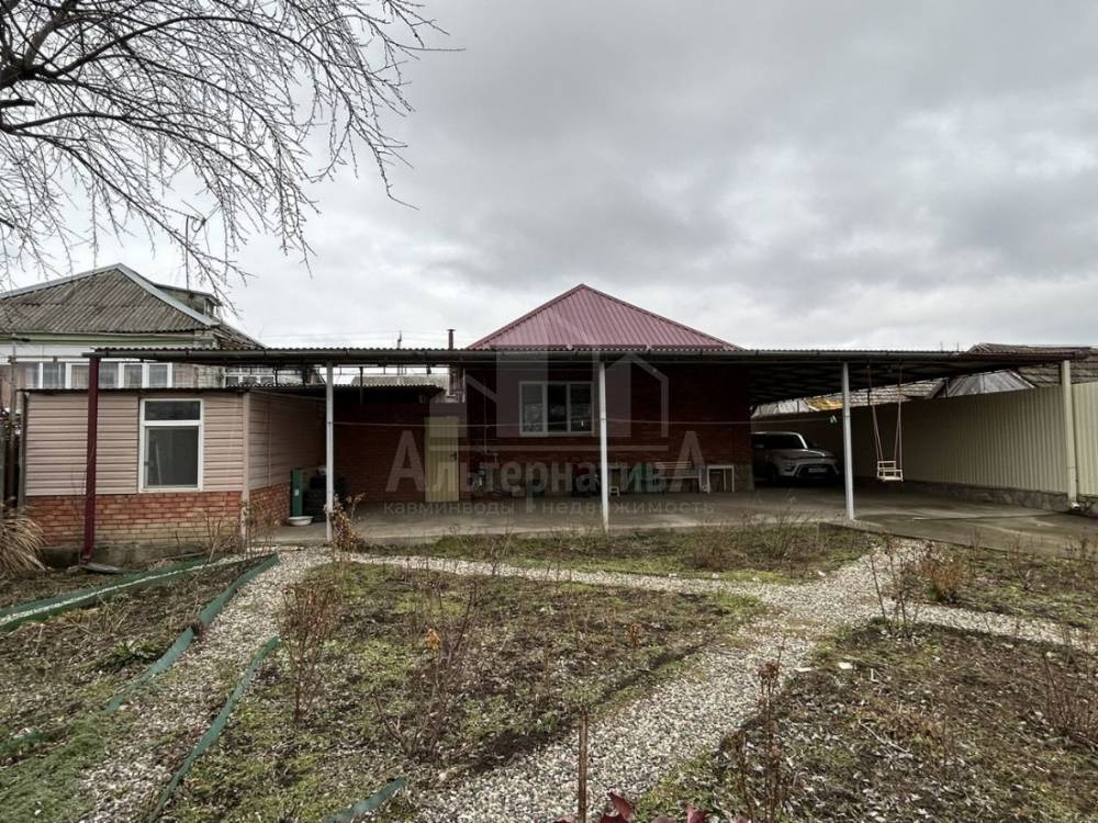 photo_5208548351174367519_y