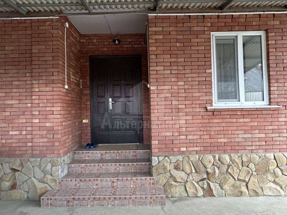 photo_5208548351174367522_y