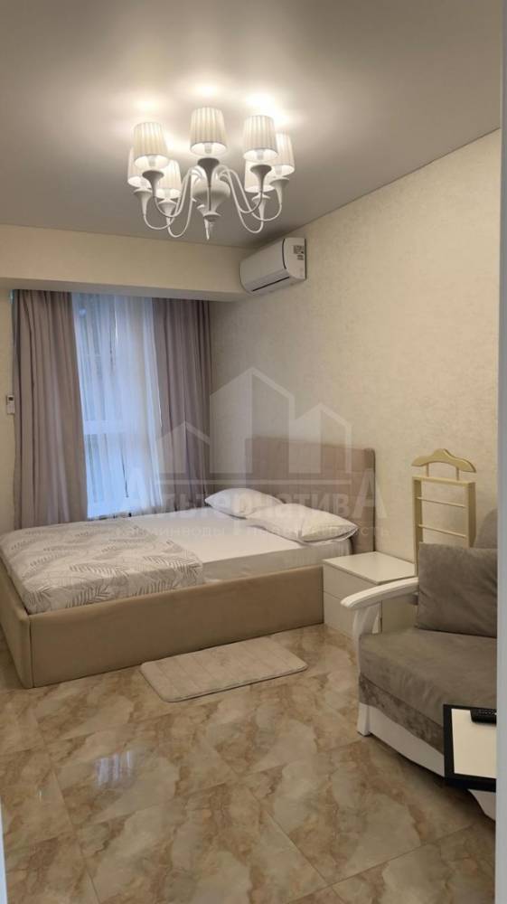 2ba8d8aa-0172-45d7-83a5-7f8734f1f566