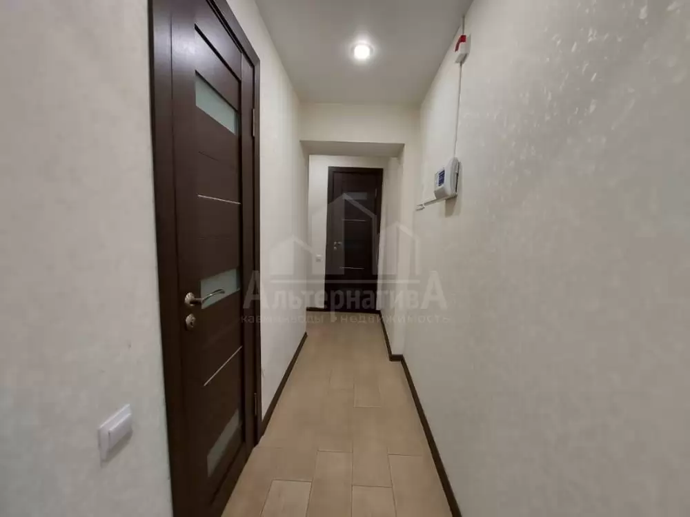 1 (2)