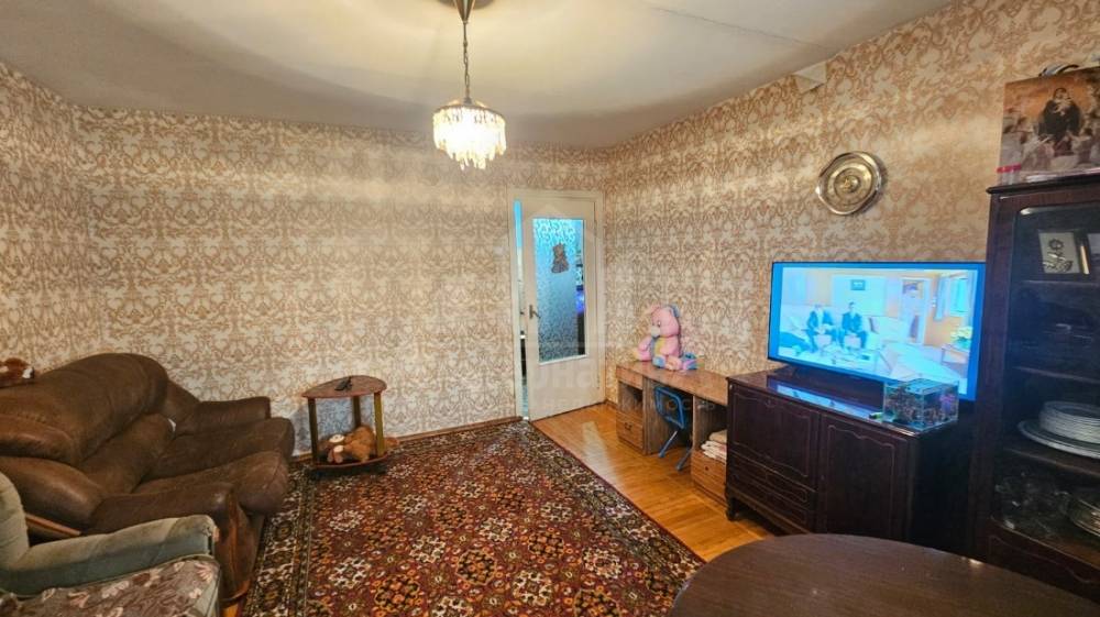 d2fe28b9-9a9b-4db5-8747-d52e20a49a15