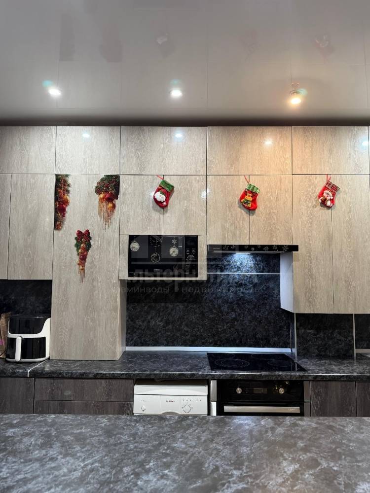 2eb858f1-925d-41dd-99bd-0c2cddbe075c