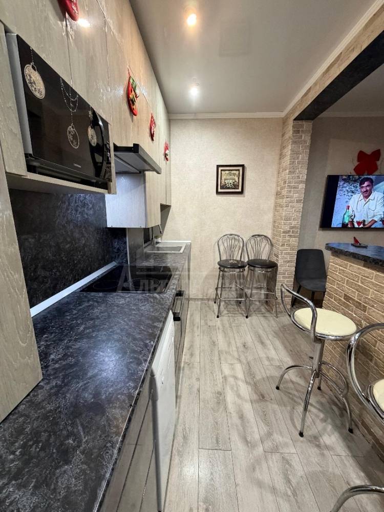 ab0d1afc-9a75-49bd-9f33-1115c54ab2fe